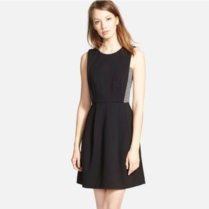 Madewell Abroad Dress w/pockets and striped side panels. Size 8